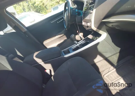 2015 Nissan Altima 2.5 Sv из США, поврежденный, VIN 1N4AL3AP2FC205373